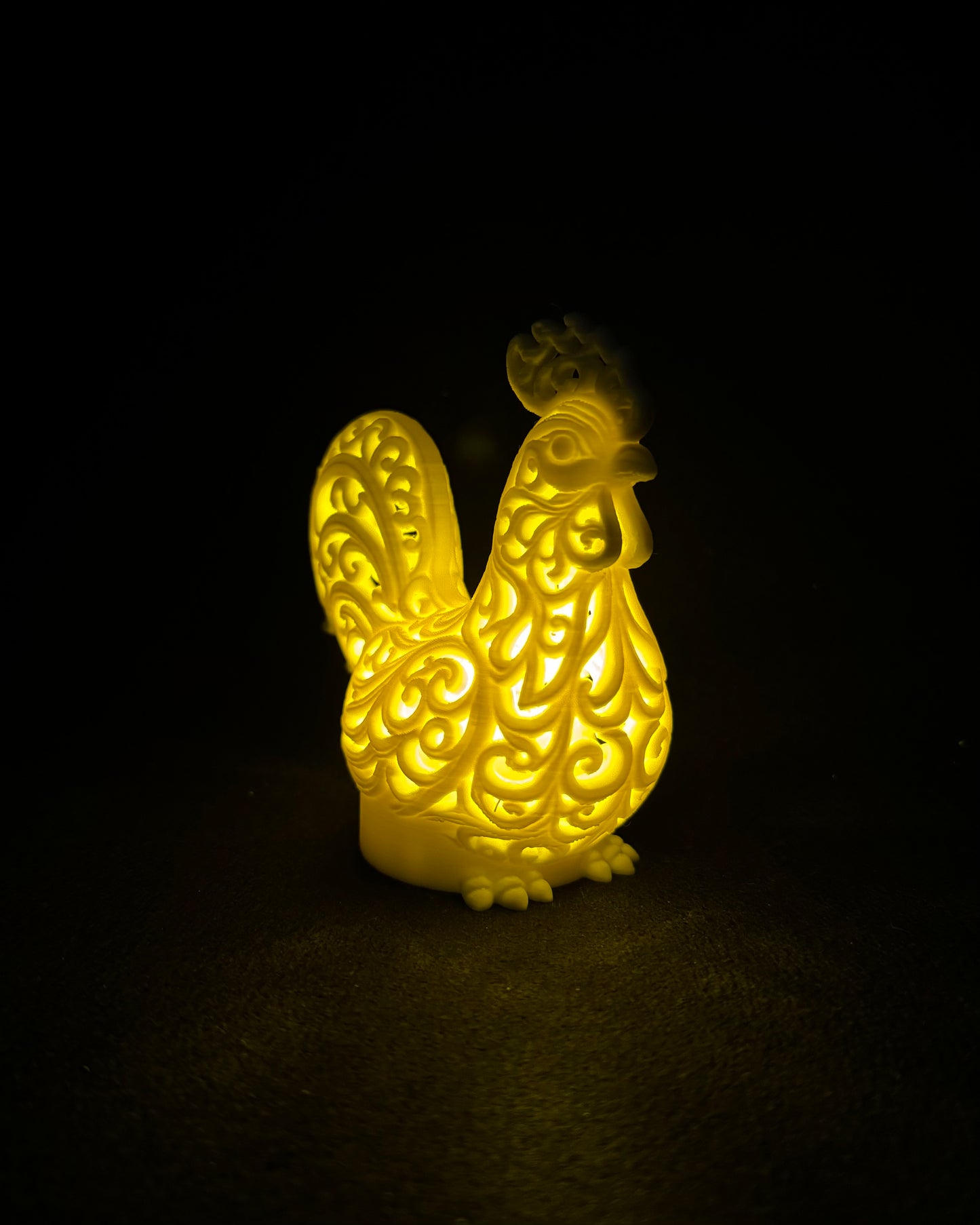 Lumorna Light Moment | The Rooster
