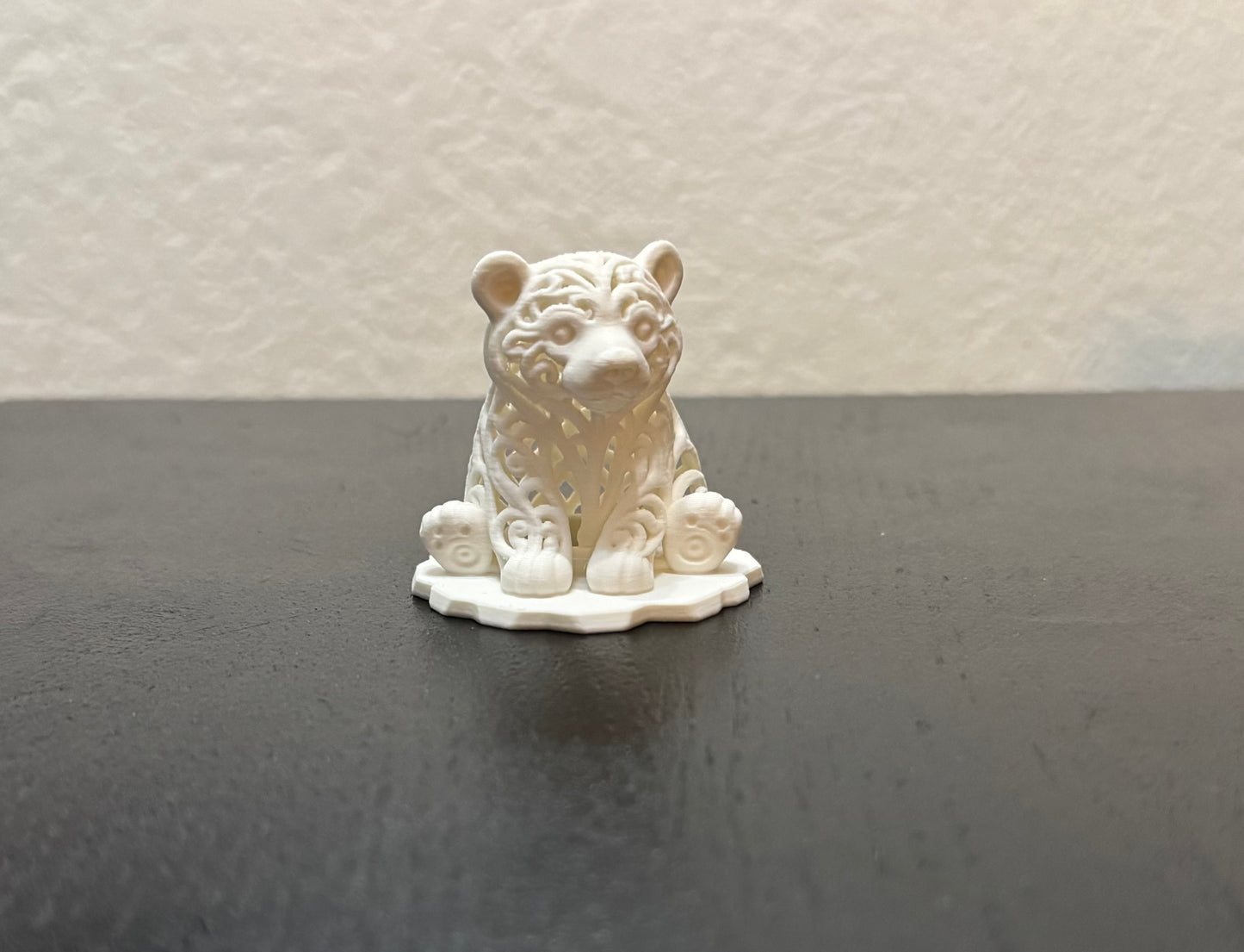 Eisbär auf Eisscholle im Ornament - Stil Teelicht