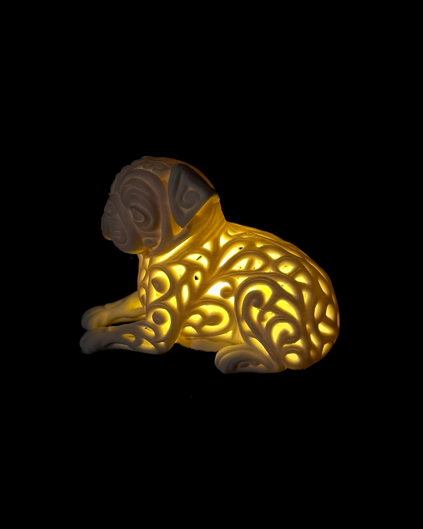 Pug in ornament style for LED tea light (lying)