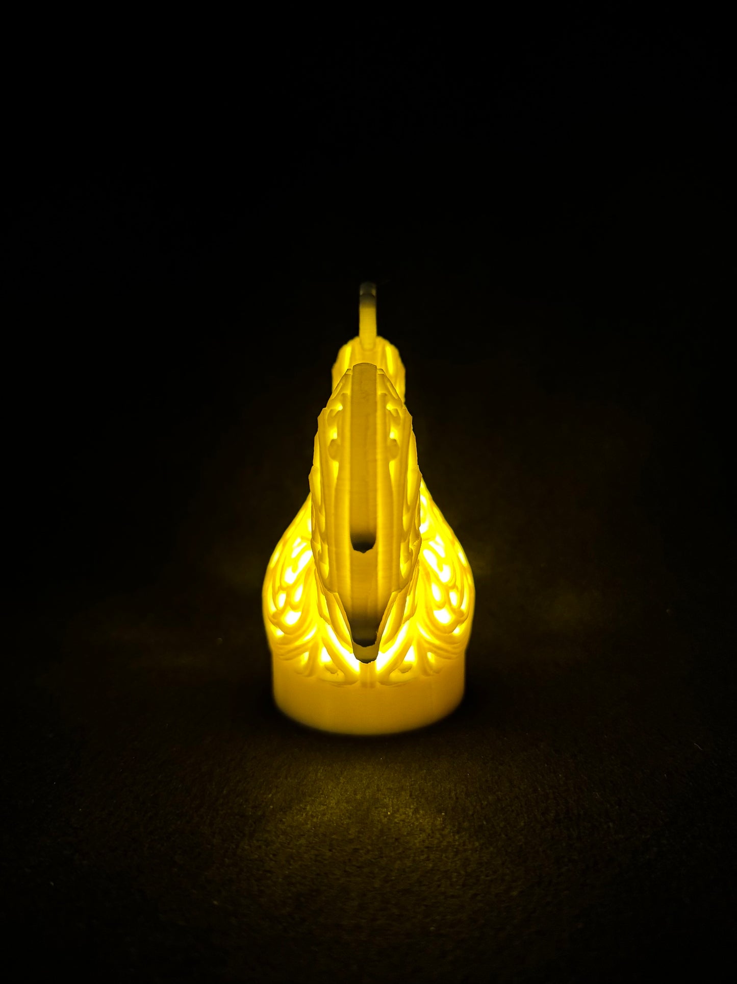 Lumorna Light Moment | The Rooster